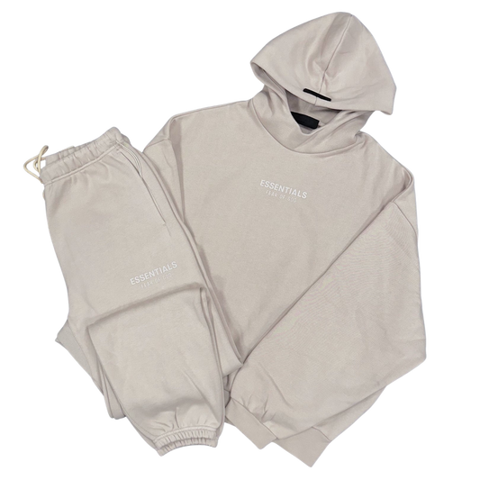 FEAR OF GOD ESSENTIALS SILVER CLOUD TRACKSUIT (FW23)