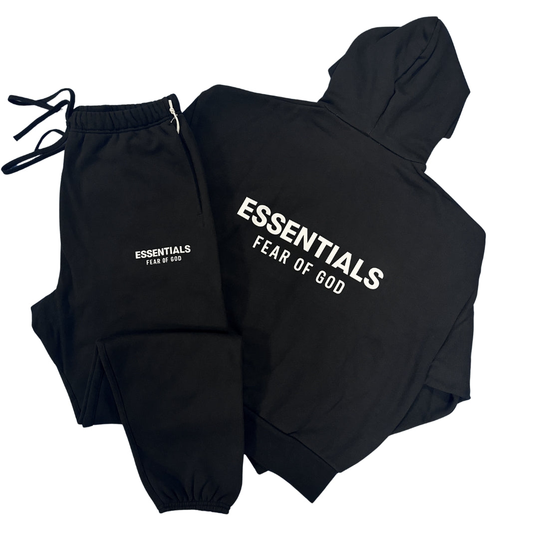 新品 Fear of God Essentials 上下セット　Ｌサイズ グレー（灰色）系 FEAR OF GOD ESSENTIALS(フィアオブゴッド