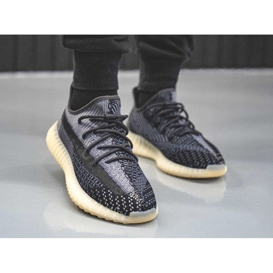 Nike Foot Locker Yeezy Boost 350 Italia Yeezy 350 V2 'Carbon' Hype