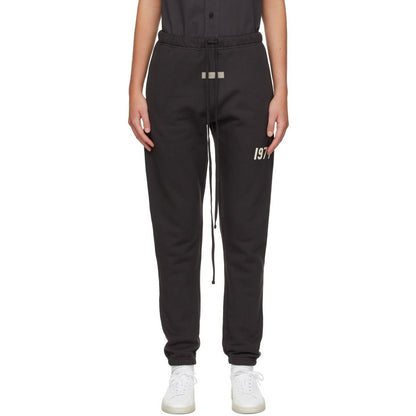 FEAR OF GOD ESSENTIALS 1977 IRON SWEATPANTS - Hype Locker UK