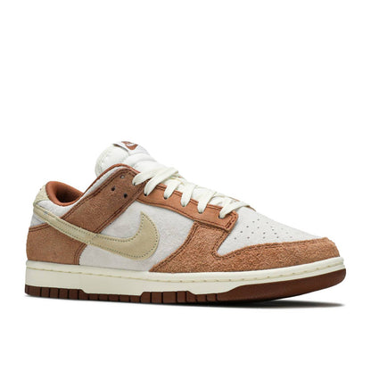 NIKE DUNK LOW 'MEDIUM CURRY' - Hype Locker UK